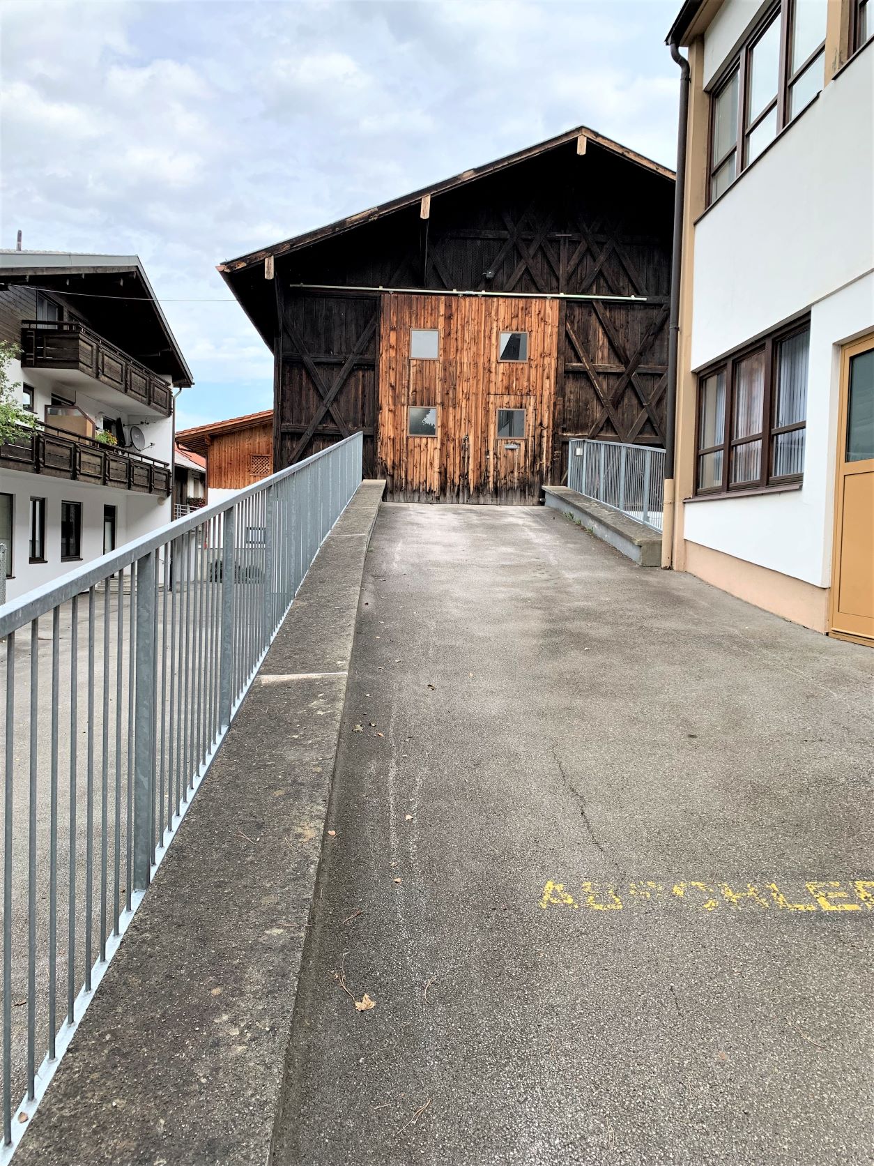 Großes Lager mit Nebenräumen in Innsbruck